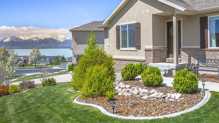 Landscape Curbing