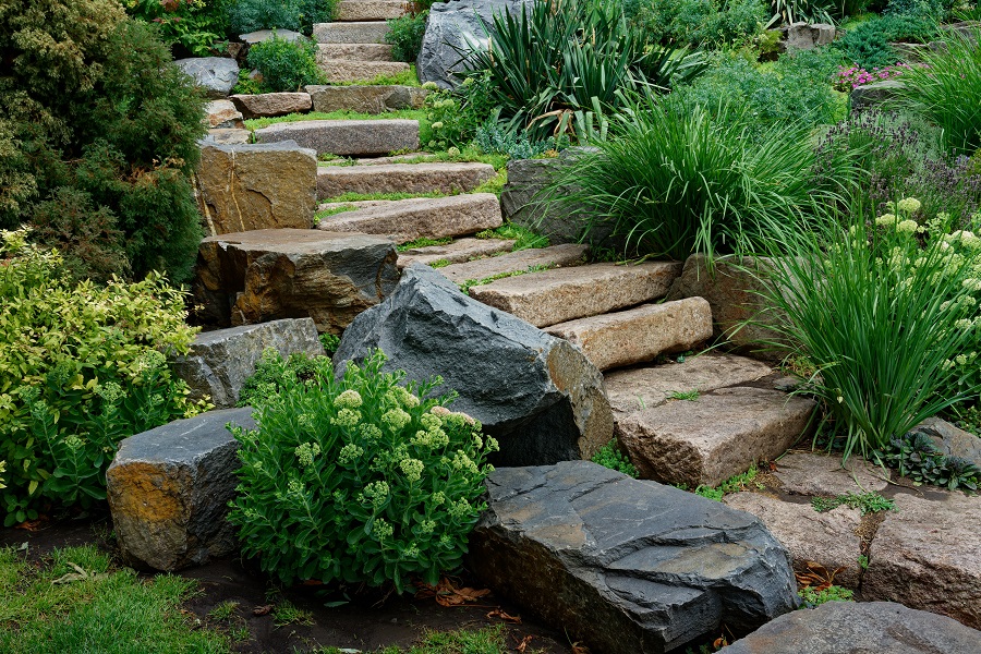 Boulders for Landscaping Beautify Your Outdoor Space