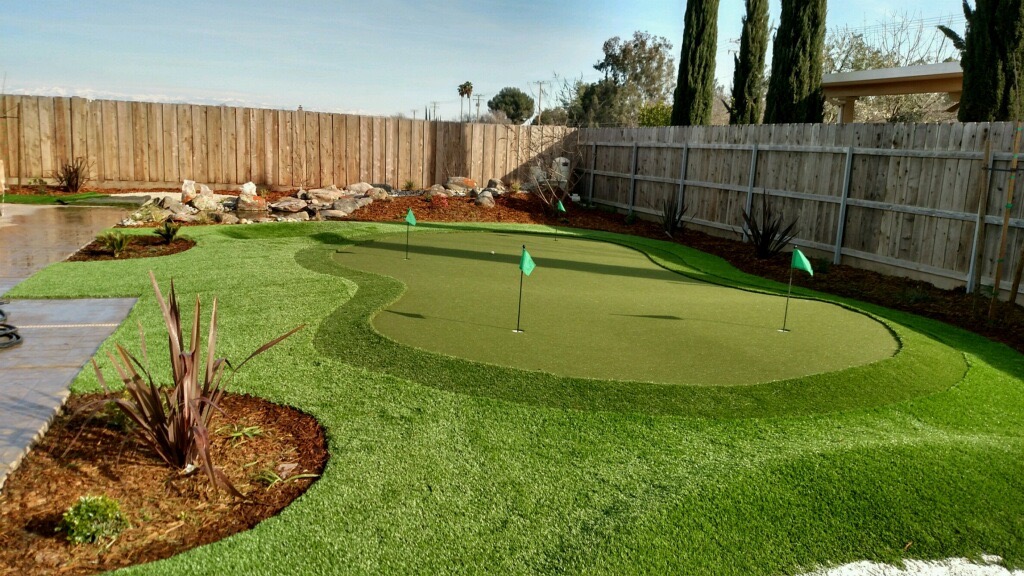 Residential Backyard Putting Green