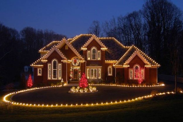 Residential Christmas Light Installation