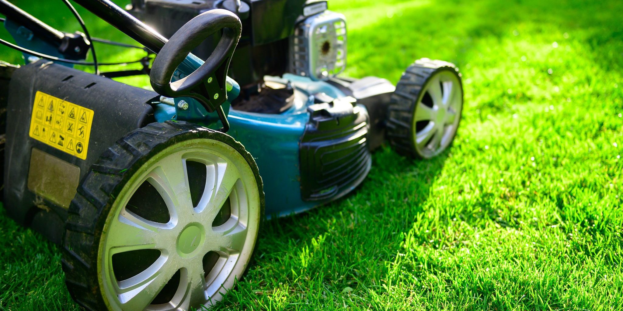 Residential Lawn Mowing