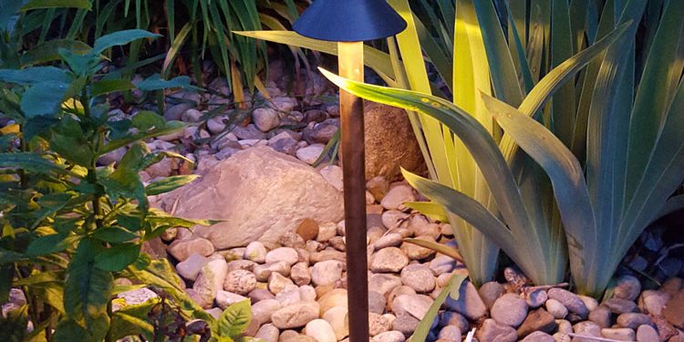 Sollos Landscape Lighting