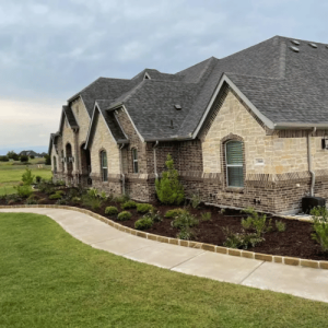 Pristine Landscaping & Lighting